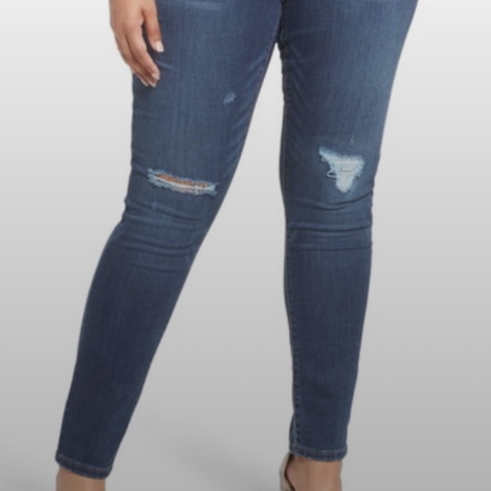 Caslon® Rip Repair Skinny Jeans (Octavia) (Plus Size)